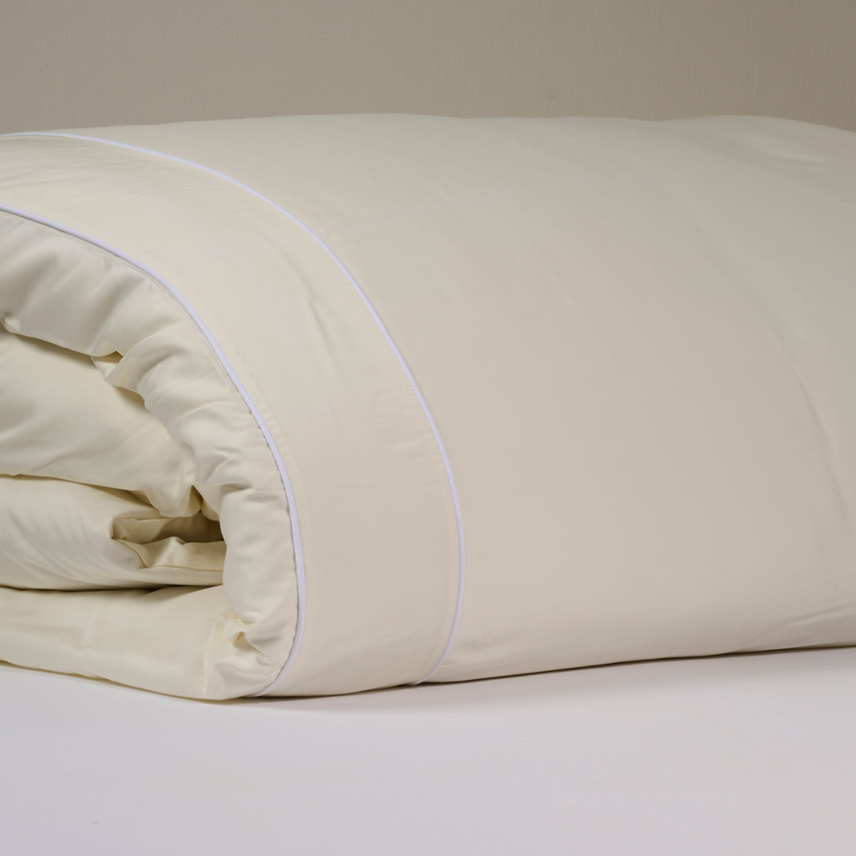 01 02 0076 Capa de Edredom Bamboo Perola Branco 001.jpg